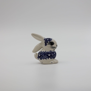 Ceramic rabbit (A532 D51)     