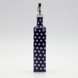 Olive oil bottle with pourer square (A544 D22)         